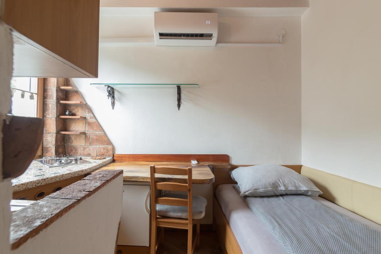 Cozy, Bright And Affordable Single Studio - Free Parking Lubiana Esterno foto